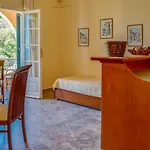 Naftis Apartments